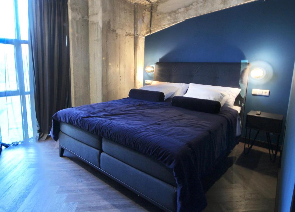 Bed, Bites & Business Hotel Rotterdam Exteriör bild